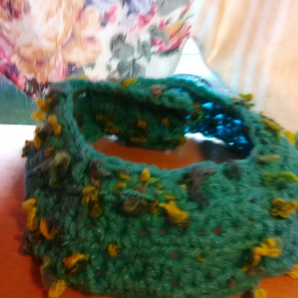 Hair bands hand crocheted in many multiple colors - Picture 5 of 7